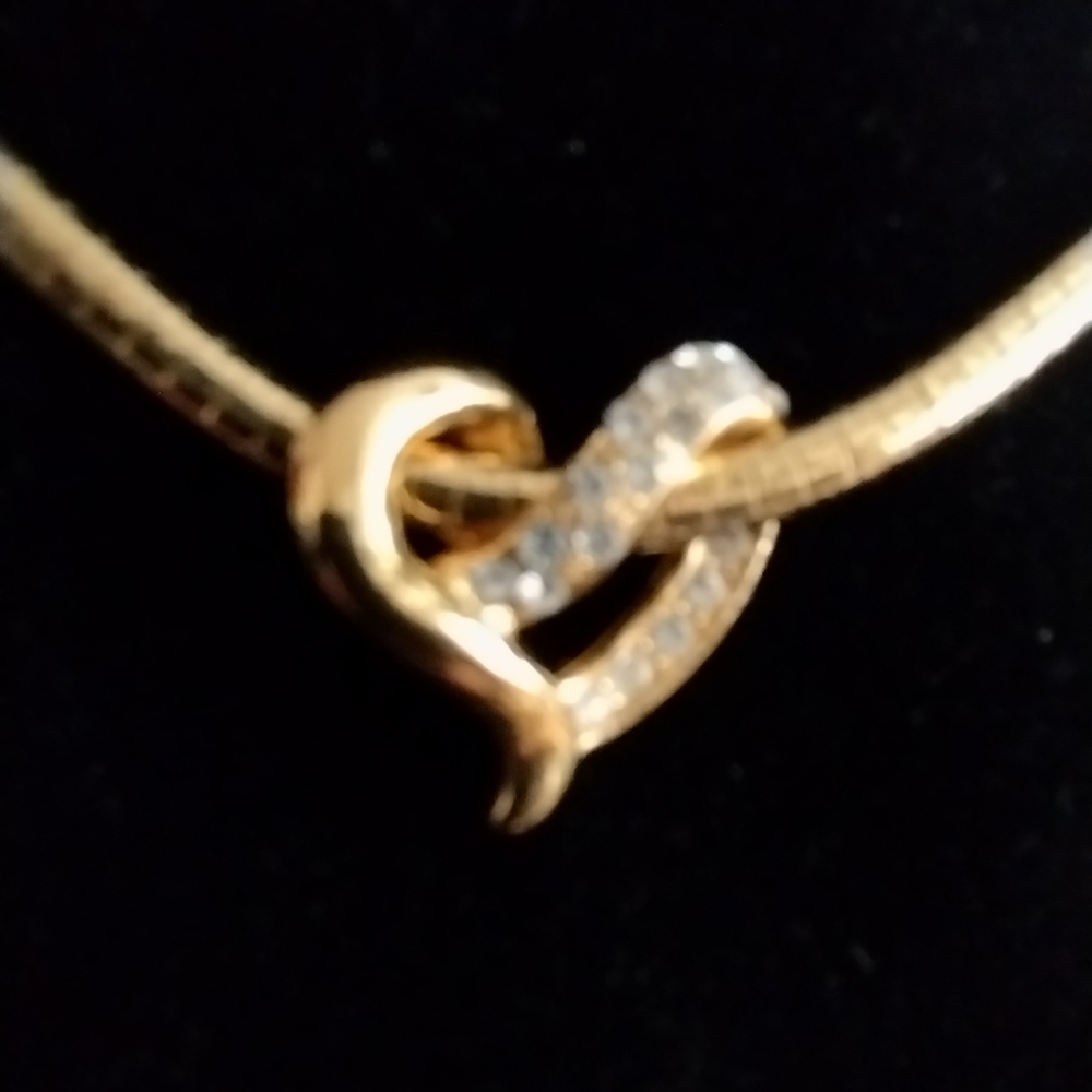 Nina Ricci Gold Plated Necklace with Heart Rhinestone Pendant - Picture 3 of 10